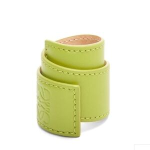 Loewe NiB NWT slap bracelet in calfskin w/ dustbag and box